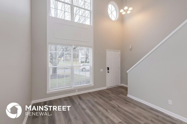 Photo - 2417 Sawyer Dr