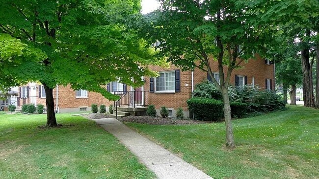 2220 W Schantz Ave Unidad 4
