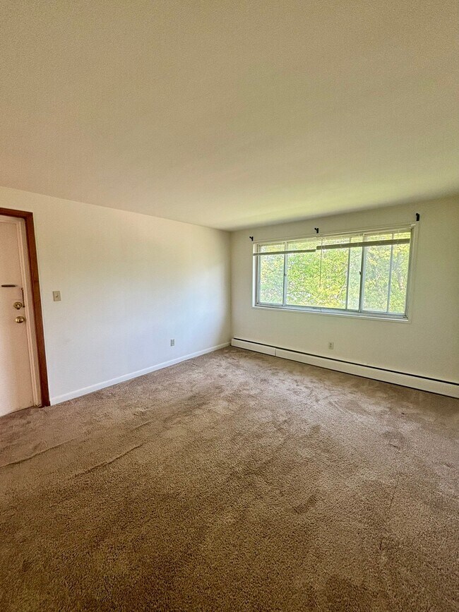Photo - 104 Hinchey Ave Unit 3