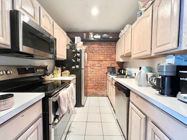 Photo - 1750 Washington St Unit 8