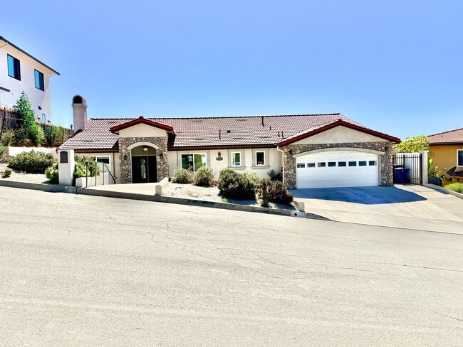 Photo - 5544 Crestone Ct
