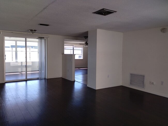 Photo - Charming 2BR / 2BA home with 1,455 sq ft of living space just minutes from the Gulf of America!