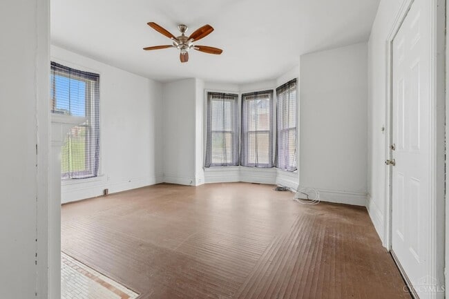 5109 Montgomery Rd