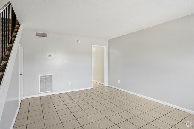 2BR, 1.5BA - 1,046SF - Living Room - Signature Collection