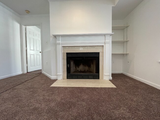 Photo - 9800 Lake Point Ct