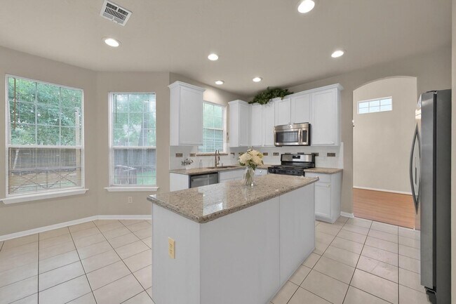Photo - 30 Hidden Meadow Dr