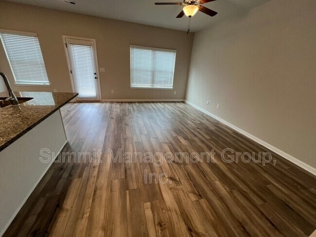 Photo - 130 Skipjack Ct