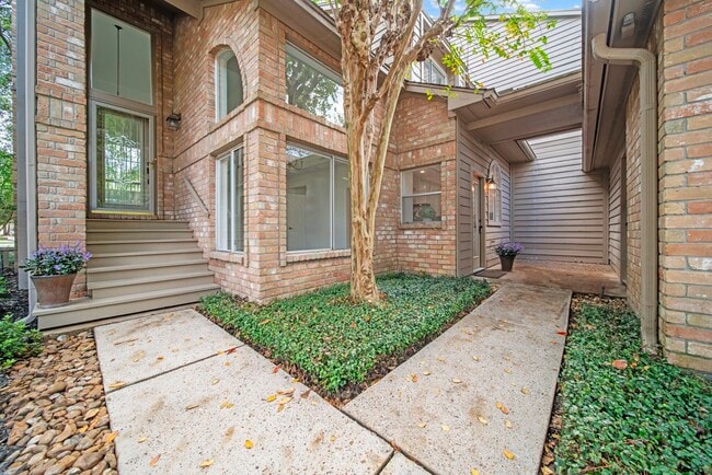 Photo - 45 N Lakeridge Cir