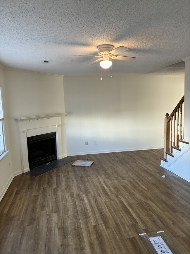 Photo - 3820 Sterling Pointe Dr