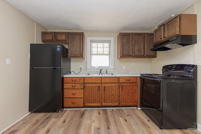 Photo - 2904 S Pershing Dr