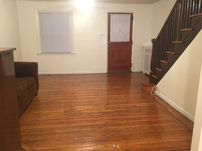 Photo - 1211 Alcott St