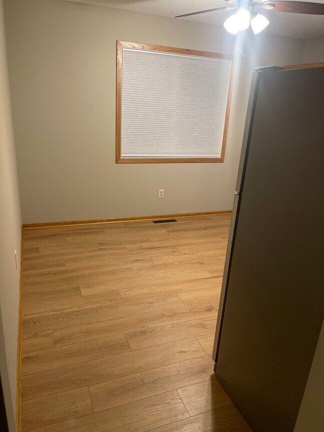 Photo - 13752 Round Lake Blvd NW