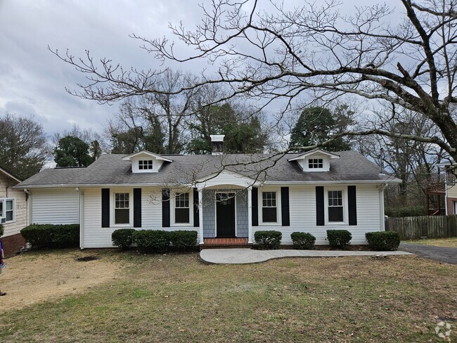 Building Photo - 632 Signal Mountain Blvd Rental