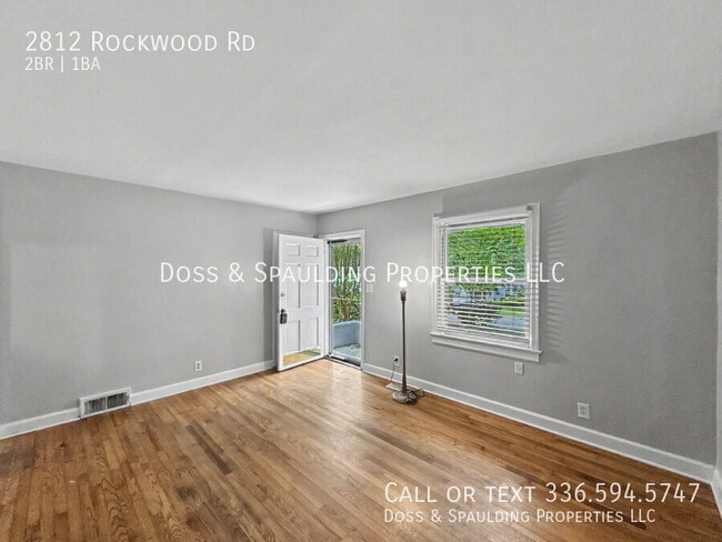 Photo - 2812 Rockwood Rd