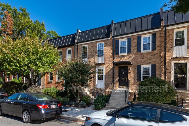 Photo - 706 6th St SW