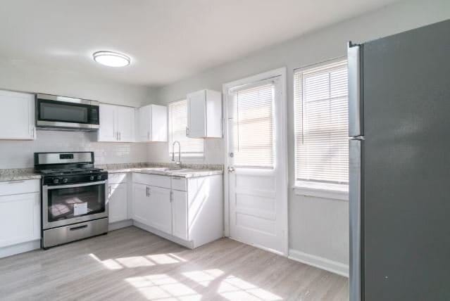 Photo - 124 Yorke St