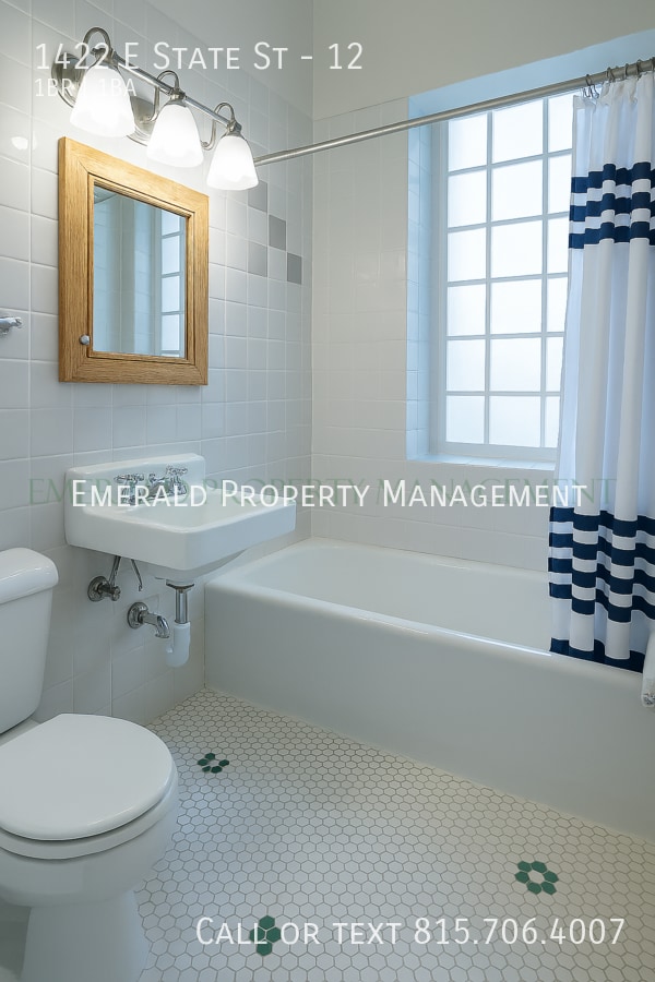 Photo - 1422 E State St Unit 12