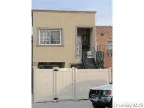 Building Photo - 103-29 Woodhaven Blvd Unit 2nd Floor
