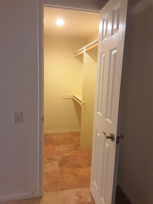 Photo - 1100 E Amado Rd Unidad 11C1