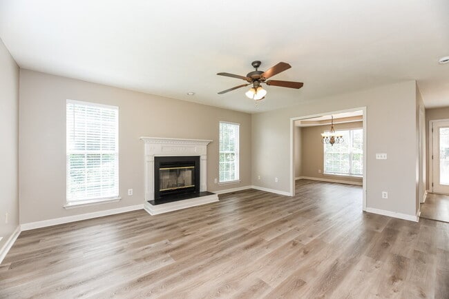 Photo - 5525 Craftwood Dr