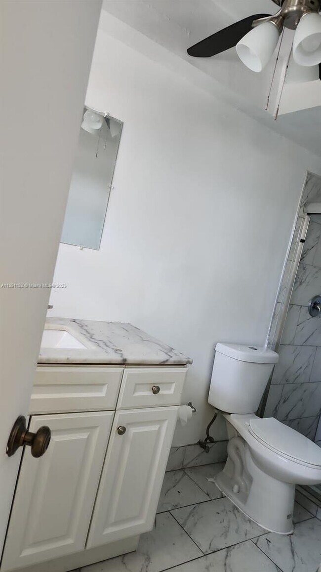 Photo - 11930 NE 19th Dr