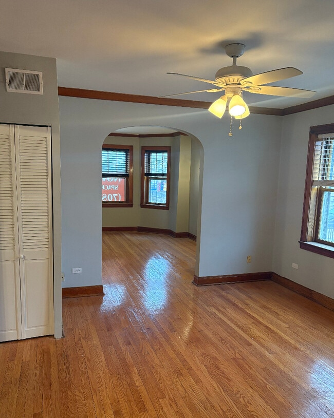 Photo - 2126 Kenilworth Ave