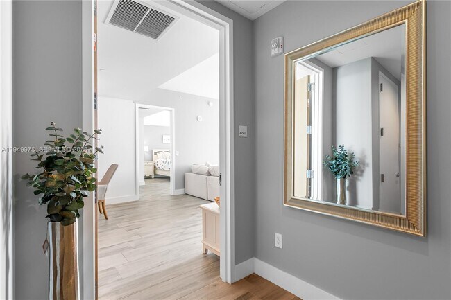 Photo - 10201 Collins Ave Unit 605