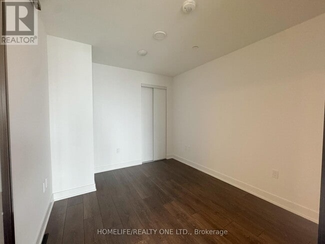 Photo - 758 Dovercourt Rd Unité 308