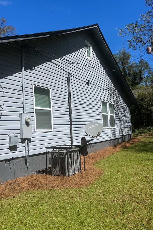 Photo - 260 Balkcom Ave