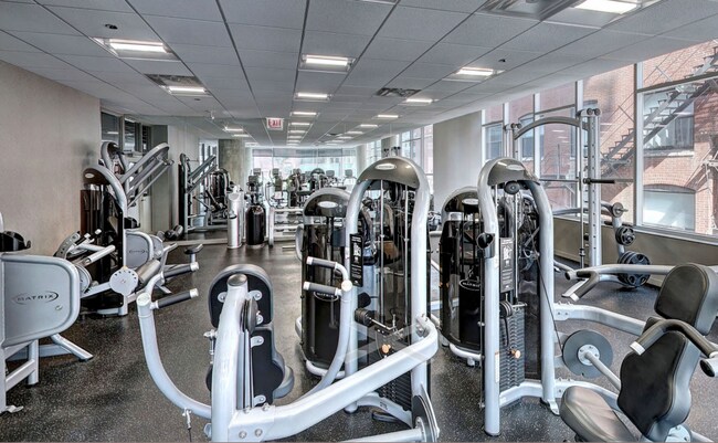 Photo - 1 bedroom in Chicago IL 60610 Unit 1304