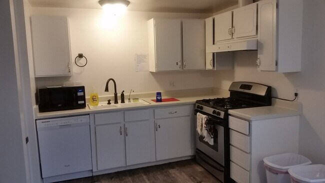 827 Aspen E Dr