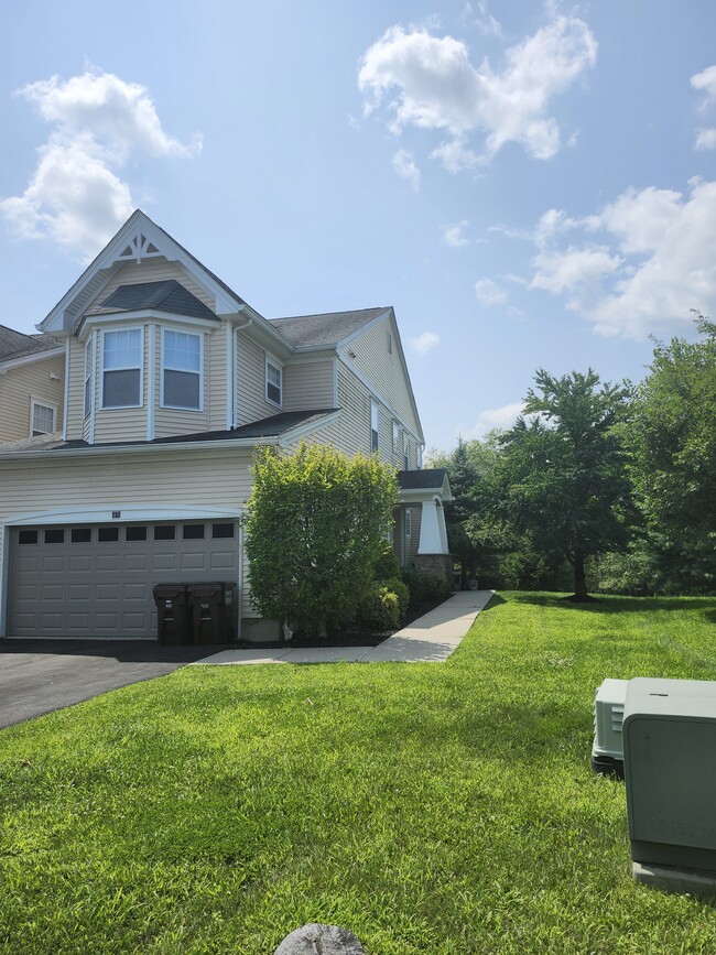 Front entrance of property - 43 Woodside Knolls Dr Townhome