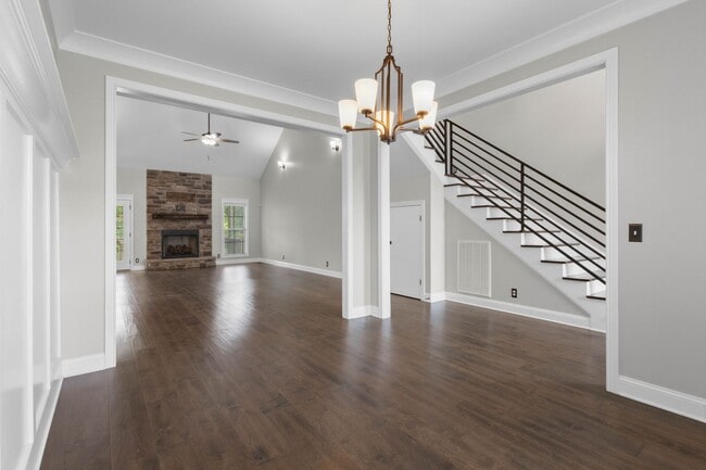 Photo - 1004 Chagford Dr