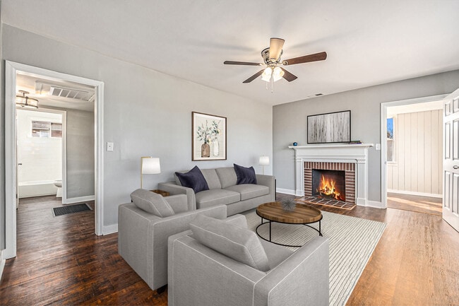 Photo - 701 9th Ave S