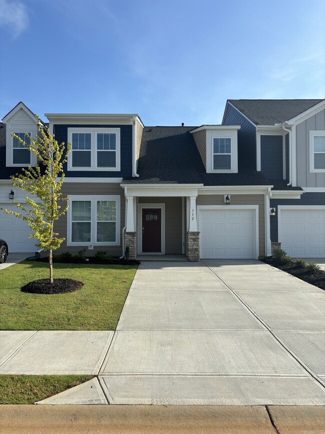 Photo - 112 Doya Ct Townhome