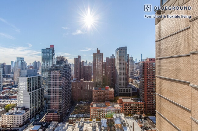 Photo - 225 E 95th St Unidad SI FL32-ID1295