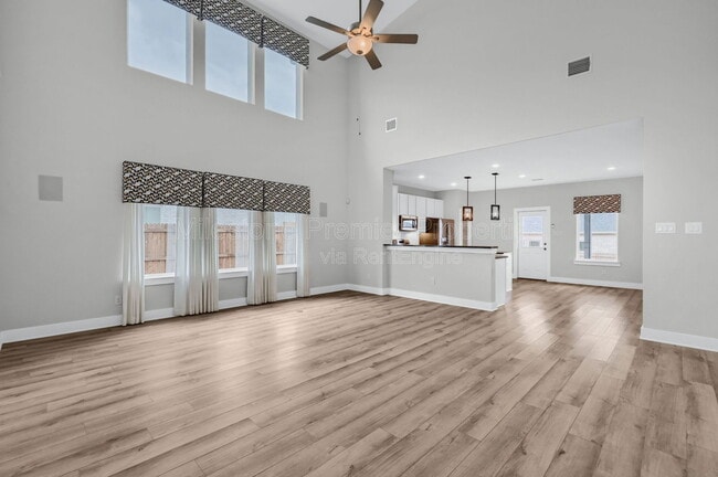 Photo - 1902 Aleia Cv