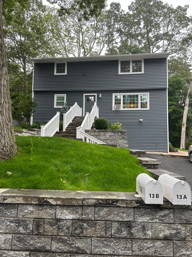 Photo - 13 Pauline Pl Unit B