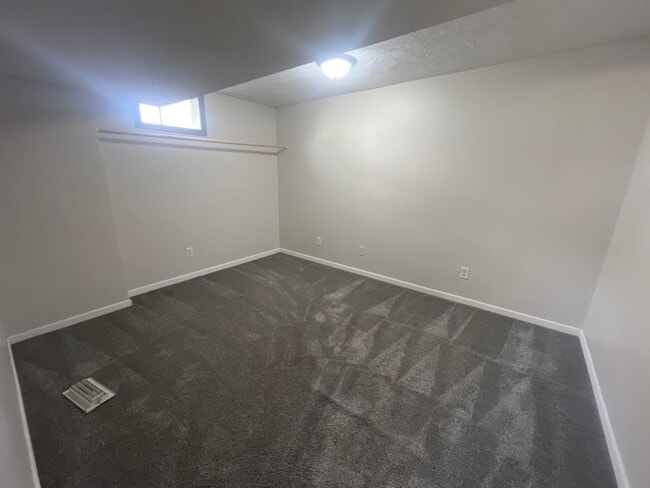 Photo - Great Split Entry in LaVista