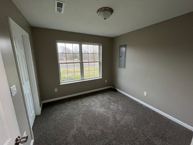 Photo - 3 bedrooms and 2 bathrooms