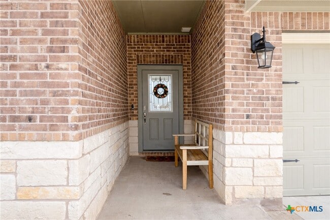 Photo - 2403 Corradino St