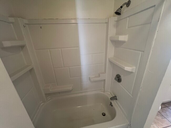 13 Davis St Unit 3