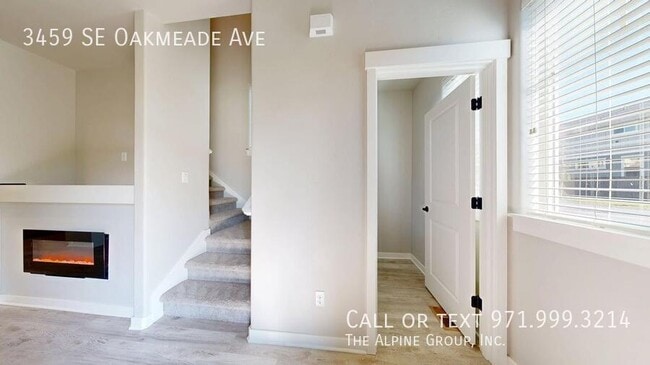 Photo - 3459 SE Oakmeade Ave