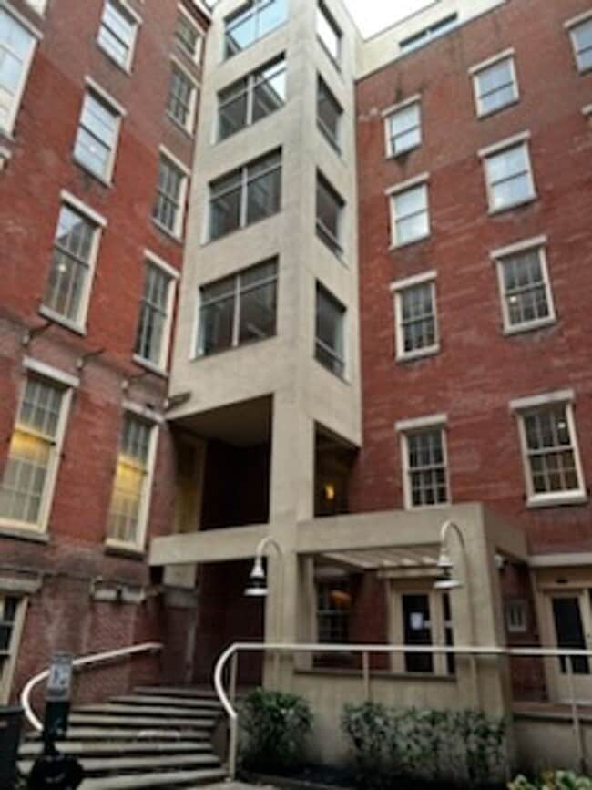 Photo - Welcome to Urban Elegance in the Heart of Historic Old City, Philadelphia. Unidad 302