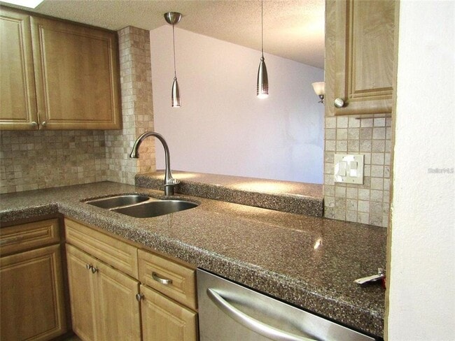 4434 Weybridge St Unit 81