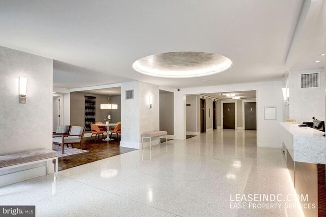 Photo - 4000 Tunlaw Rd NW Unit #1124