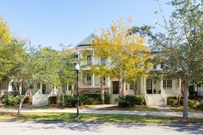 Building Photo - Fully Furnished Single Family Home on Dani...