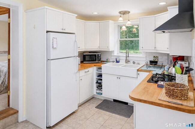 12 Merwin Brook Rd
