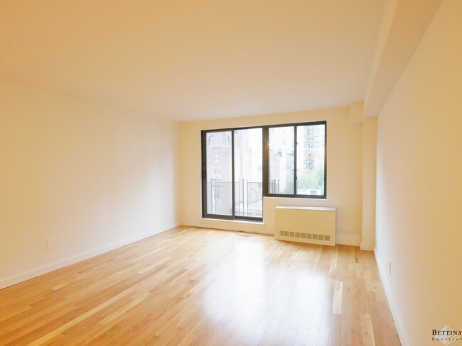 Photo - 151 Lexington Avenue