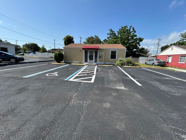 Photo - 66 W Seminole Ave